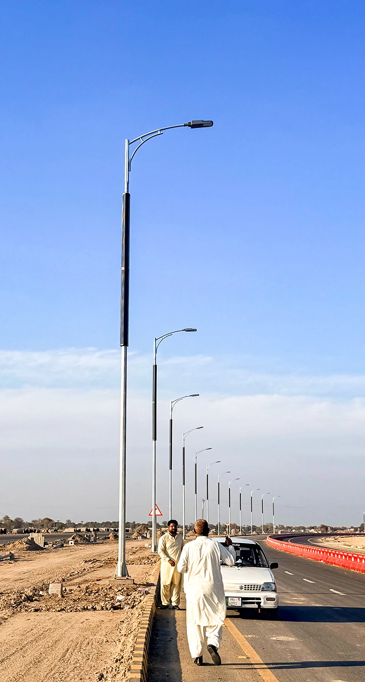 /uploads/20260717/High-brightness-vertical_solar-led-street-light-1.webp
